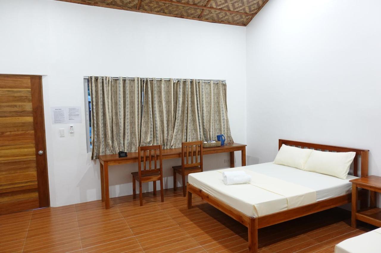 Badi'S Place Moalboal Extérieur photo