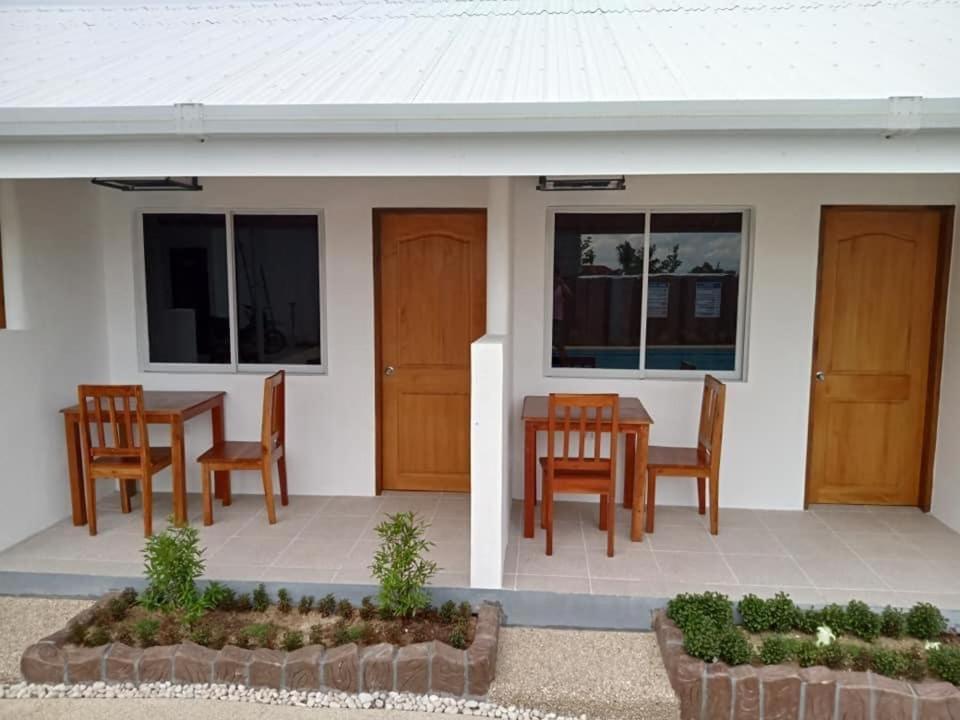 Badi'S Place Moalboal Extérieur photo