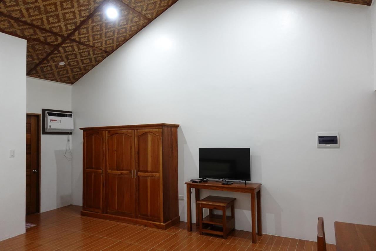 Badi'S Place Moalboal Extérieur photo